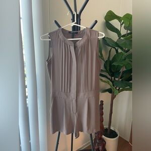 Women’s BCBGMAXAZRIA Romper. Size XS